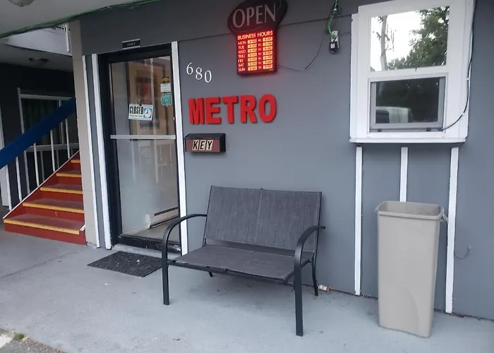 Metro Inn